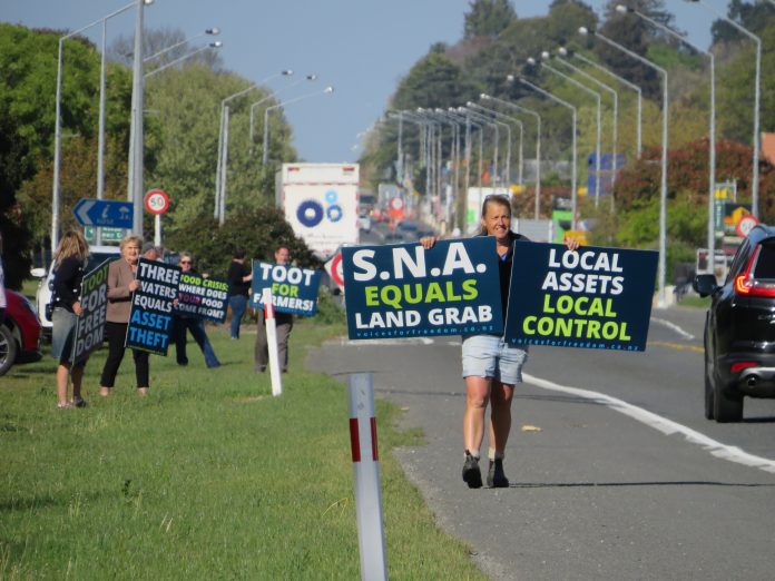 Ash27protestEmissions