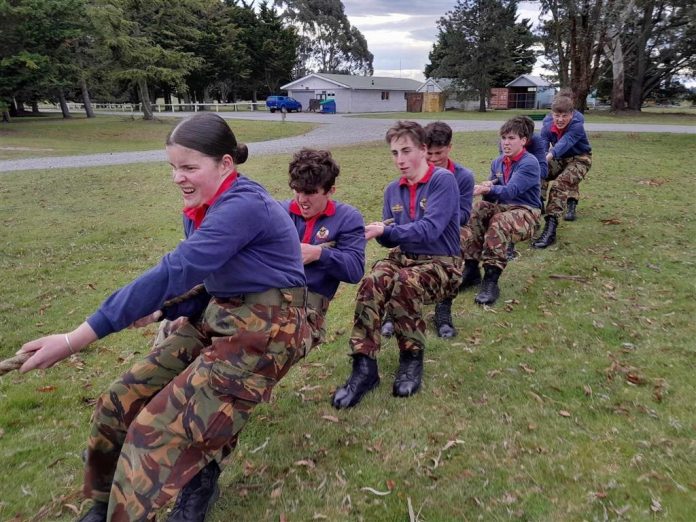 Ash12CadetSouthern Area Ski (Medium)