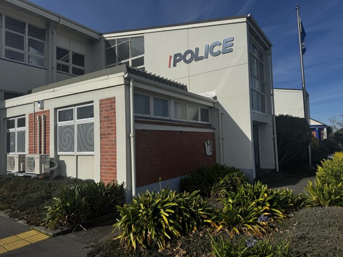 Ash07PoliceStation1