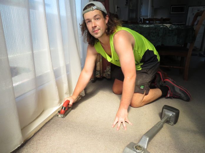 Ash13 Apprentice Floorer Dylan Skip-2-It