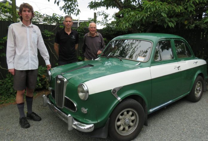 Ash15HollandCar3generations